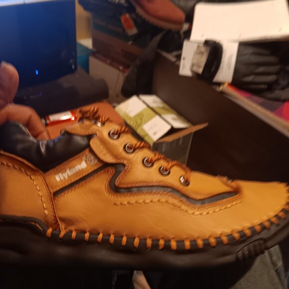 Fly land shoes main image 15